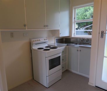 Neat and tidy bedit. - Photo 3