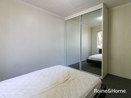 3/61 Virginia Street, Rosehill, NSW 2142 - Photo 3