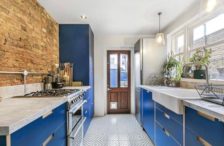 2 Bed Terraced House, Belgrave Road, E17 - Photo 5