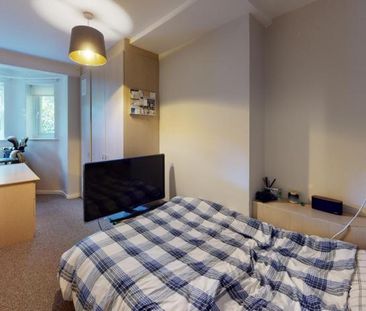 142 Otley Road, - Photo 6