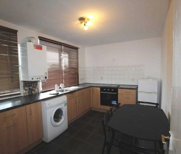 3 bedroom apartment to rent - Photo 6
