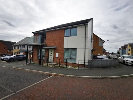 2 bedroom flat to rent - Photo 5