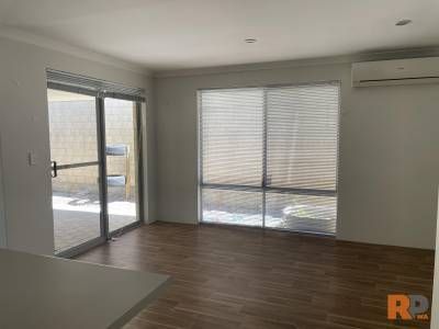 Affordable Three Bedroom Family Home - Photo 3