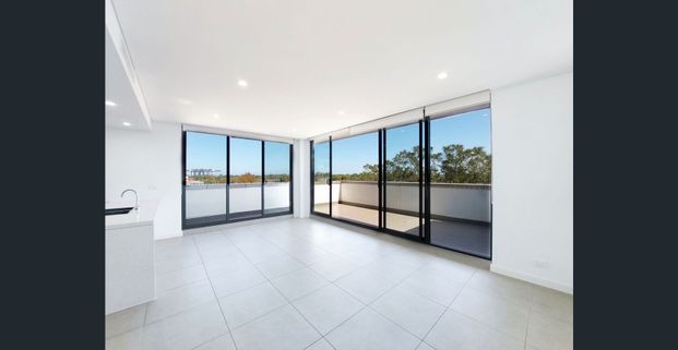 Perfect Home! 3 Bedroom Modern Penthouse Extreme Rare Opportunity - Photo 1