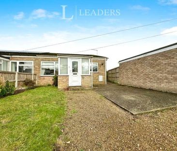 St. Clements Way, Brundall, Norwich, NR13 - Photo 2