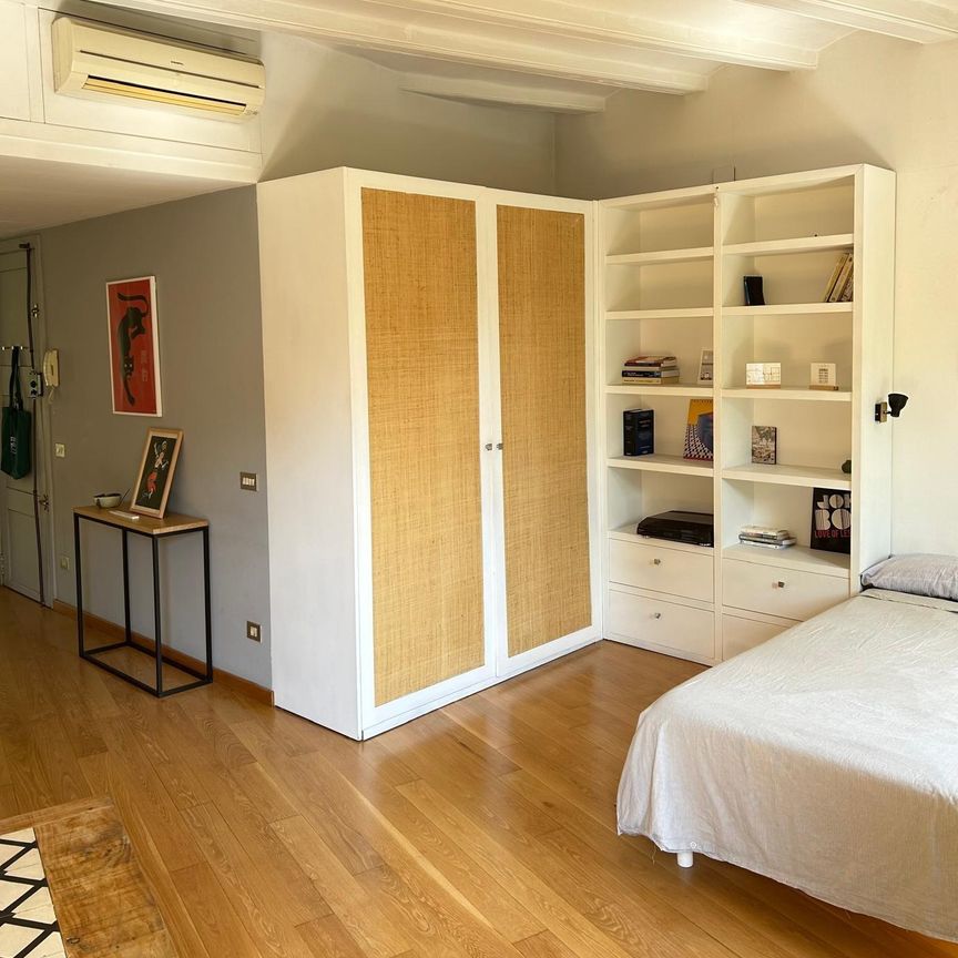 46m² Studio to rent in La Nova Esquerra de l'Eixample, Barcelona - Photo 1