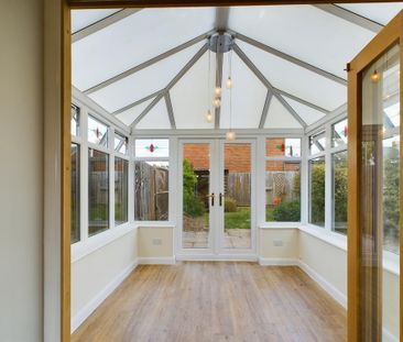 3 bedroom end of terrace house to rent - Photo 3