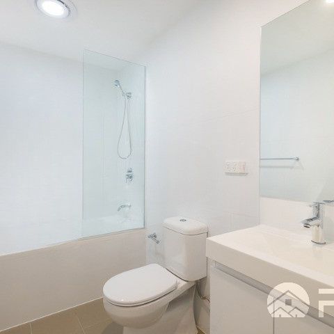 Modern 2-Bed, 2-Bath Apartment with Secure Parking in Wentworthville!! Move in Now!! - Photo 1