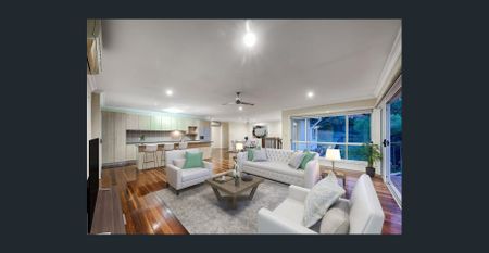 LARGE CONTEMPORARY HOME WITH POOL - Photo 3