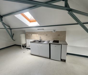 Appartement T2 en face du lycée Gay-Lussac - Photo 2