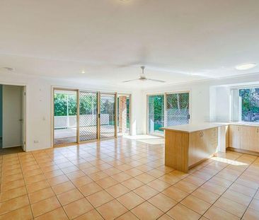 Spacious Family Living in Tranquil Brooklyn Park Estate - Photo 4