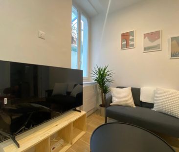 Location Appartement 4 pièces 61m² MARSEILLE 5ème - Photo 3