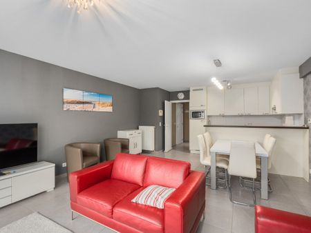 Ruim appartement met 2 slaapkamers te huur in De Panne (jaar - Photo 2