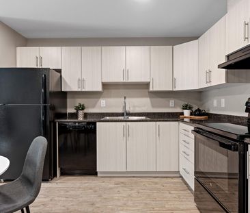 Two Bedroom Two Bath - Photo 6