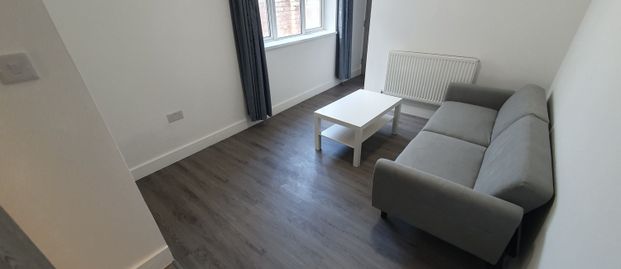 145 Moy Road, Cathays, Cardiff, CF24 4TG - Photo 1