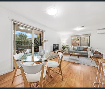 WELL PRESENTED TWO BEDROOM UNIT - Photo 1