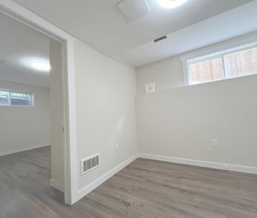 For Lease - 44 Moir Crescent Unit# Lower Level, Barrie, Ontario - Photo 6