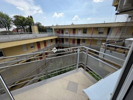 Kiadó újszerű állapotú lakás - Budapest XIV. kerület - Photo 3