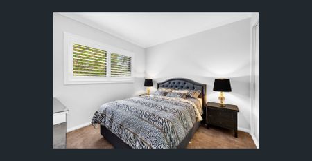 Custom Designed | Modern Townhouse - Photo 4