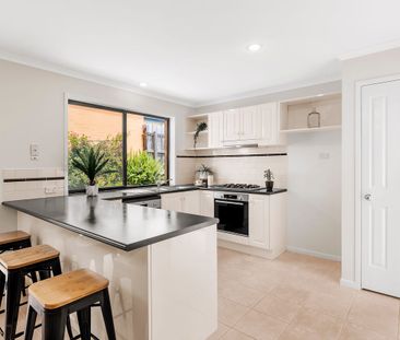 12 Edenhope St, Kilsyth VIC 3137 - House For Rent | Domain - Photo 6