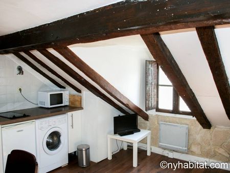 Logement à Paris, Location meublée - Photo 5