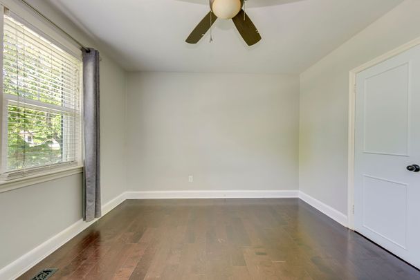 For Lease - 2048 Edinburgh (Main Level) Drive, Burlington, Ontario - Photo 1