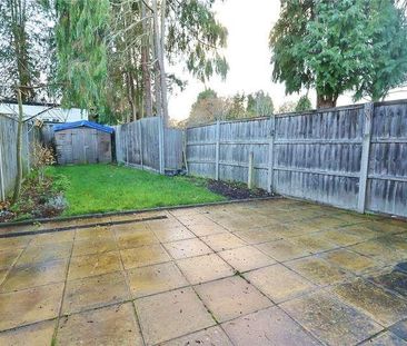 Hawthorn Road, Woking, Surrey, GU22 - Photo 5