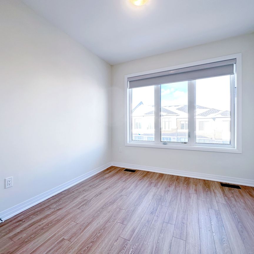 For Lease - 22 Millman Lane, Richmond Hill, Ontario - Photo 1