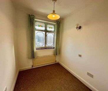 Lodge Crescent, Orpington, Kent, BR6 - Photo 5