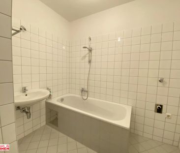 Ruhige 2-Zimmerwohnung mit Balkon in den Innenhof - Photo 3