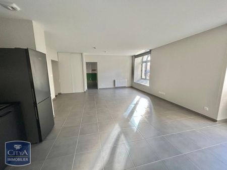 Location Appartement 3 pièces 81m² CHALON SUR SAONE 71100 - Photo 3
