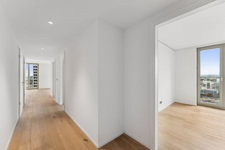 "Tower fifty five - metropolitan living spaces" - Photo 4