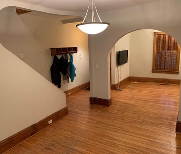 For Lease - 339 Lippincott Street, Toronto, Ontario - Photo 5