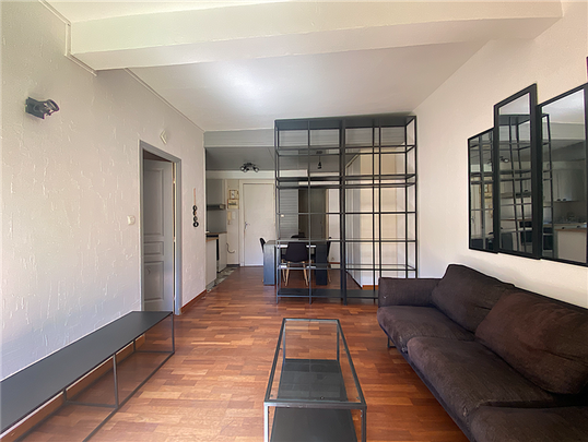 2 pièces - Meublé - 39,47 m² - 1er étage - Colocation non autorisée - Photo 1