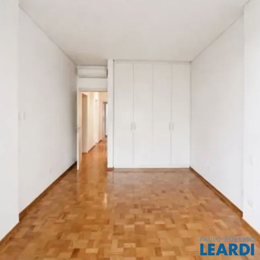 Apartamento - Photo 1