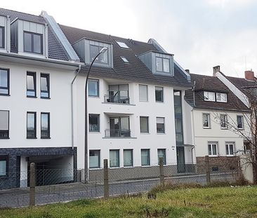 7740-05, 4-Zimmer-Komfortwohnung in Bonn-Beuel mit Terrasse und Blick ins Grüne, Nahe Freizeitpark Rheinaue - Photo 3