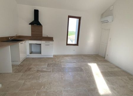 Appartement à louer 3 pièces • Saussines - Photo 2