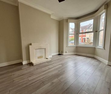 Bournemouth Park Road, Southend-On-Sea - Photo 3