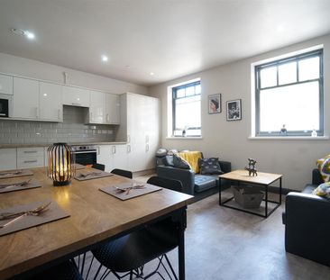 Apartment 202, 259 High Street - Photo 2