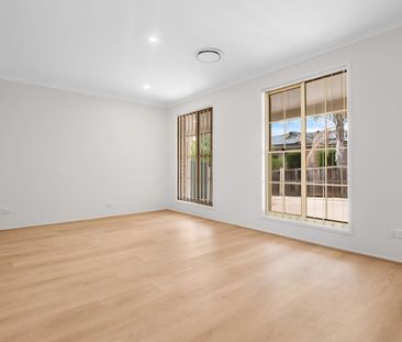 8 Rooke Ct, Kellyville, NSW 2155 - Photo 1