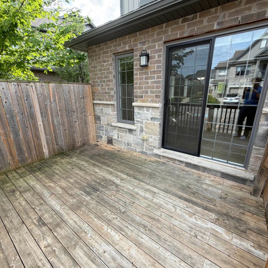 For Lease - 157 South Creek Drive, Kitchener, Ontario - Photo 1