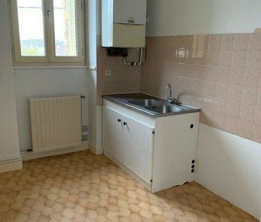 Location Appartement 4 pièces 85m² OBJAT 19130 - Photo 5