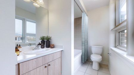 For Lease - 1410 Stillmeadow Lane, Pickering, Ontario - Photo 4