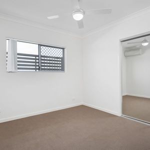 2/6 Duffy Street, Zillmere QLD 4034 - Apartment For Rent | Domain - Photo 2