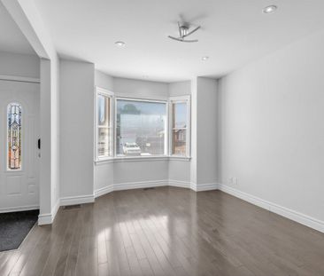 For Lease - 41 Binswood Avenue Unit# Main, Toronto, Ontario - Photo 1