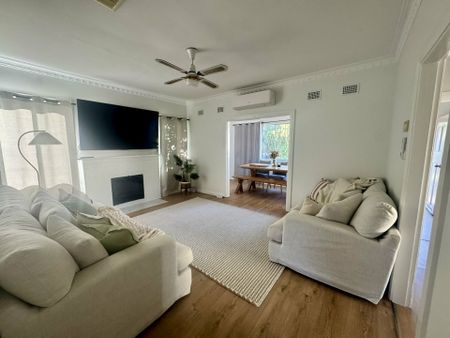 Freshly Updated North Tamworth Home - Photo 5