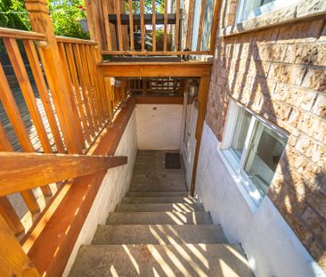 For Lease - 62 Ventana Way, Vaughan, Ontario - Photo 6