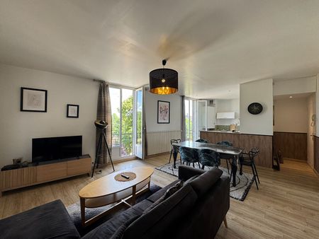 Location Appartement 4 pièces 89m² - Photo 2