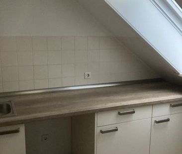 Senioren aufgepasst: 2-Zimmer-Dachgeschosswohnung mit Aufzug - Foto 4