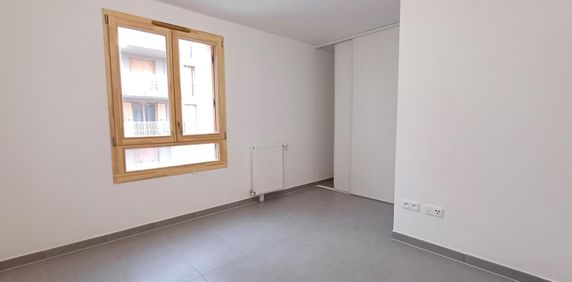 location Appartement T3 DE 66.22m² À RUNGIS - Photo 2